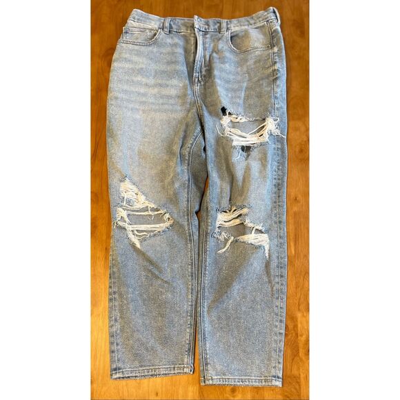 American Eagle Super Stretch Blue Jeans Distressed Denim Straight Size 12 Short - Picture 2 of 7